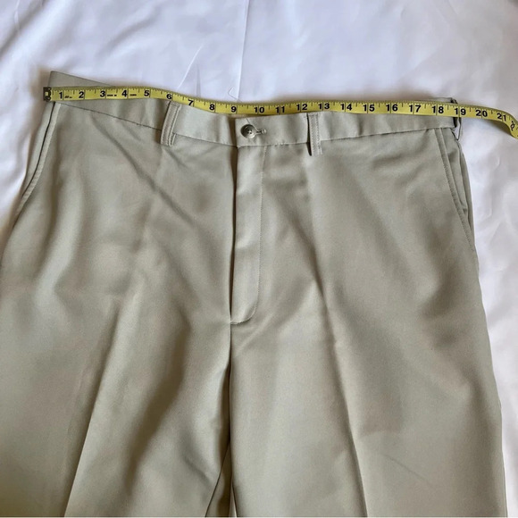 Haggar Mens Dress Pants 38/32 Biege Classic Fit Business Casual Golfcore Preppy - Picture 11 of 17